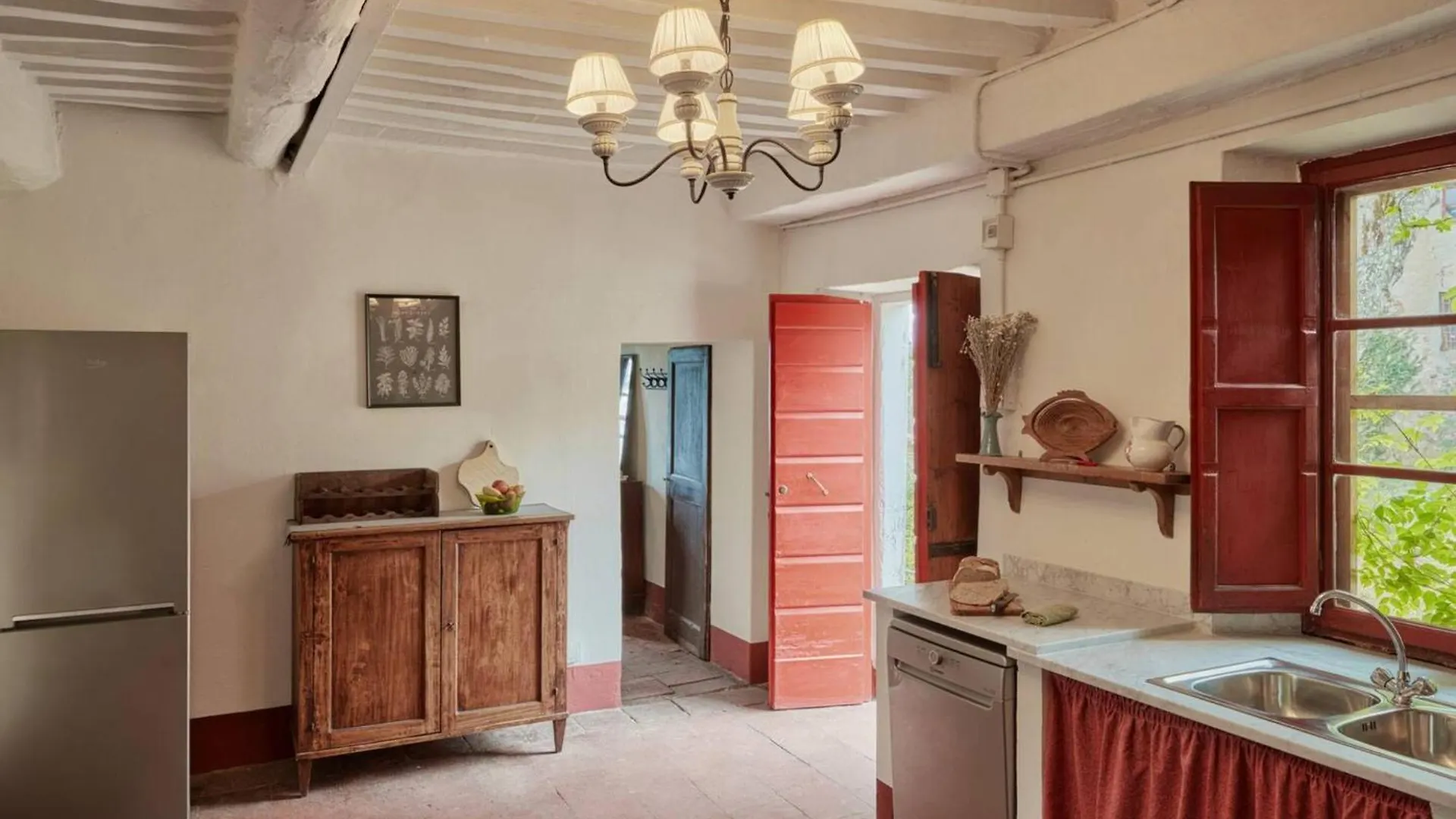 Casale Toscano A Lucca 0*,