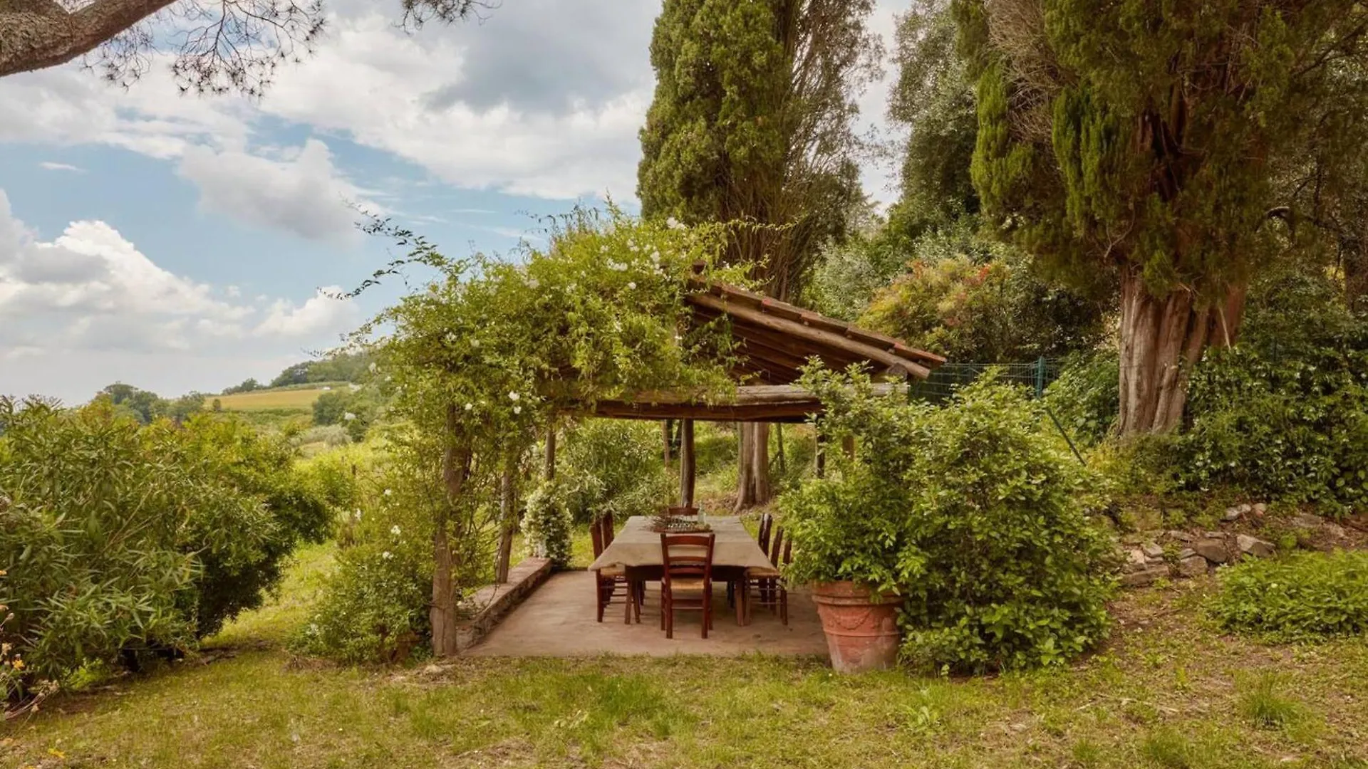 Casale Toscano A Lucca Italy